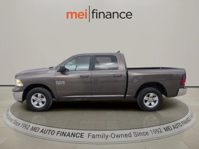 2019 RAM CLASSIC SLT CREW CAB SHORT B 4