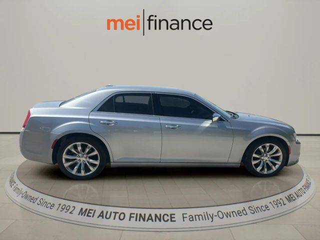 2018 Chrysler 300