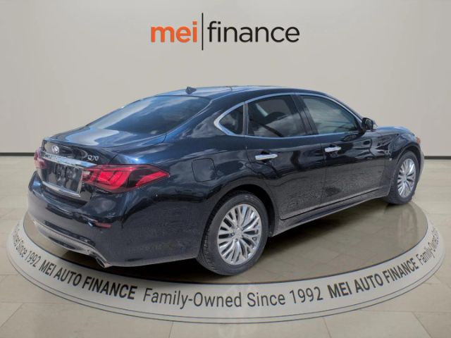 2015 Infiniti Q70