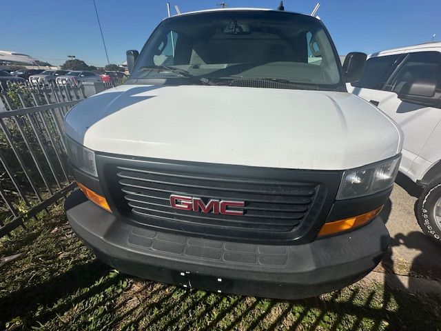 2019 GMC Savana