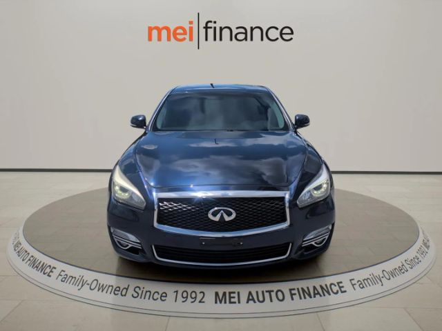 2015 Infiniti Q70