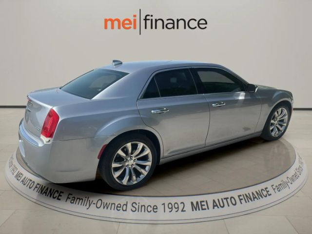 2018 Chrysler 300