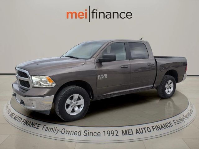 2019 RAM 1500 Classic SLT Crew Cab 4x4 5'7" Box's photo