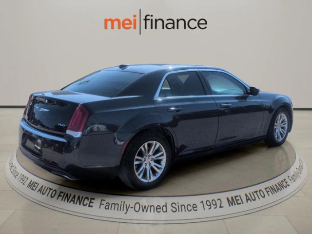 2017 Chrysler 300