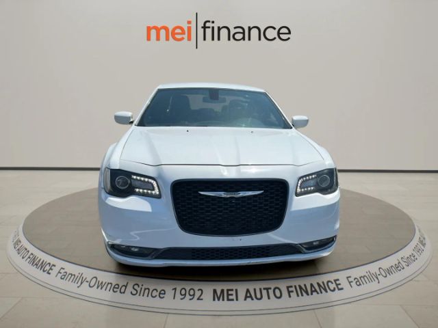 2016 Chrysler 300