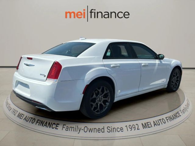 2016 Chrysler 300