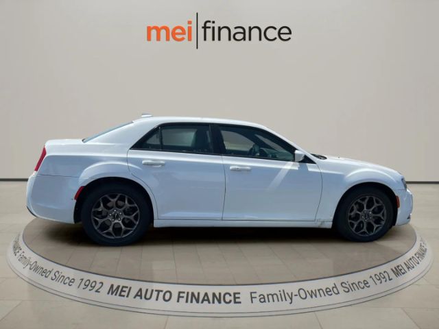 2016 Chrysler 300