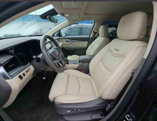 2017 Cadillac XT5