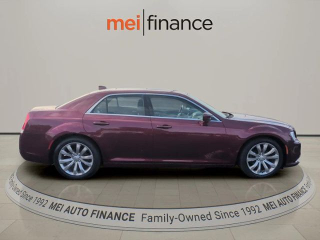 2017 Chrysler 300