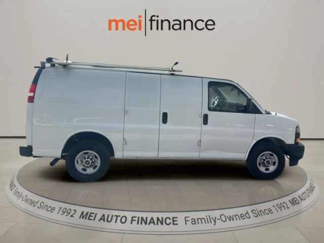 2018 GMC Savana 2500