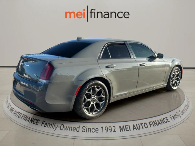 2017 Chrysler 300