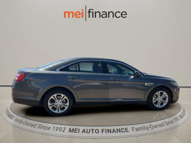2018 Ford Taurus