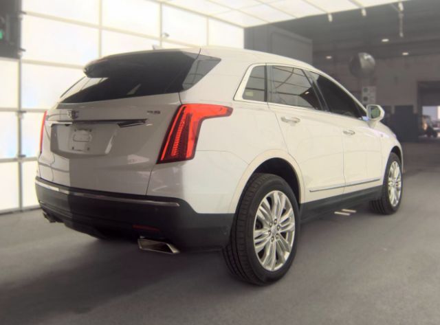 2017 Cadillac XT5