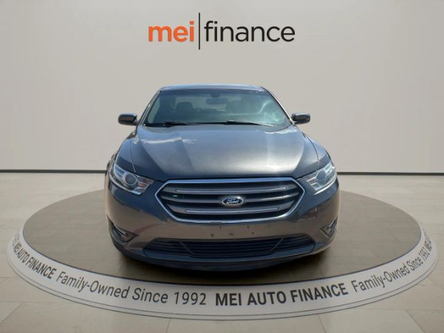2018 Ford Taurus