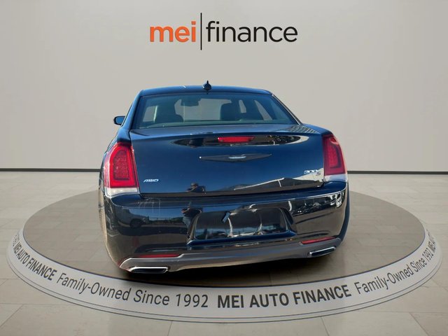 2016 Chrysler 300