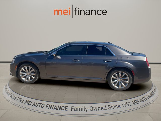 2018 Chrysler 300