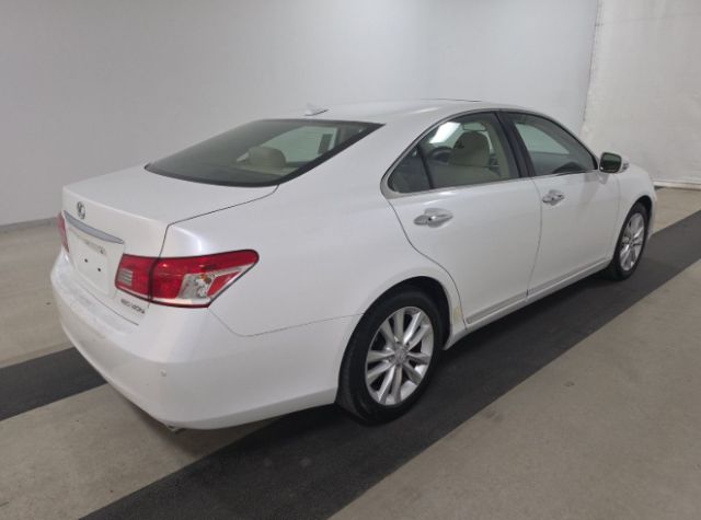 2011 LEXUS ES 350