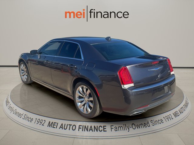2018 Chrysler 300