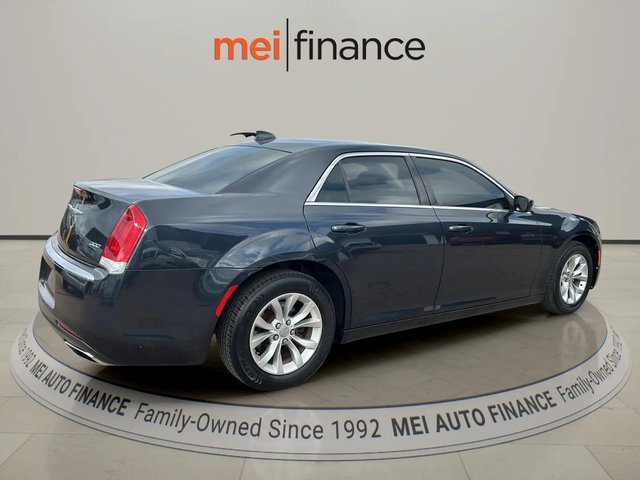 2019 Chrysler 300